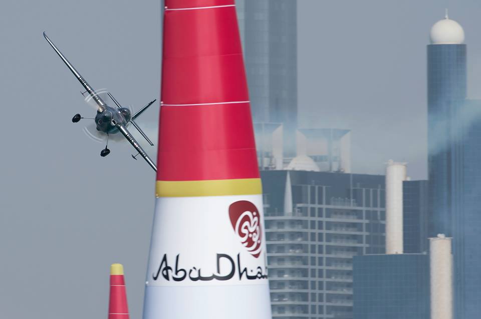 Red Bull Air Race w Abu Dhabi 2015